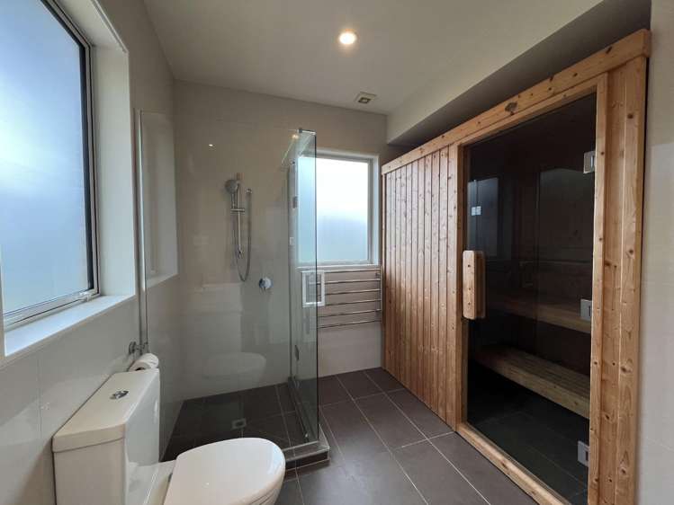 6 Albertine Place Greenhithe_11