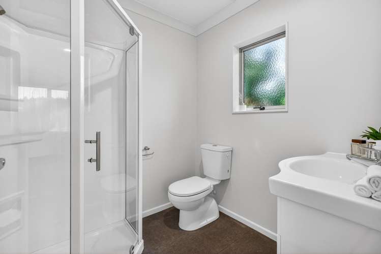 36 Speldhurst Grove Stokes Valley_12