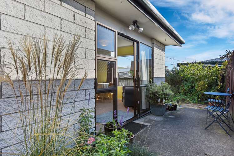 3/48 Tennyson Crescent Stoke_9