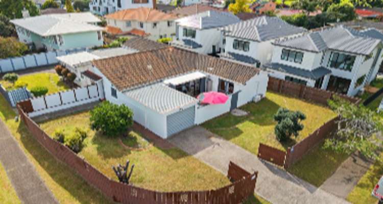 1/50 Casuarina Road_0