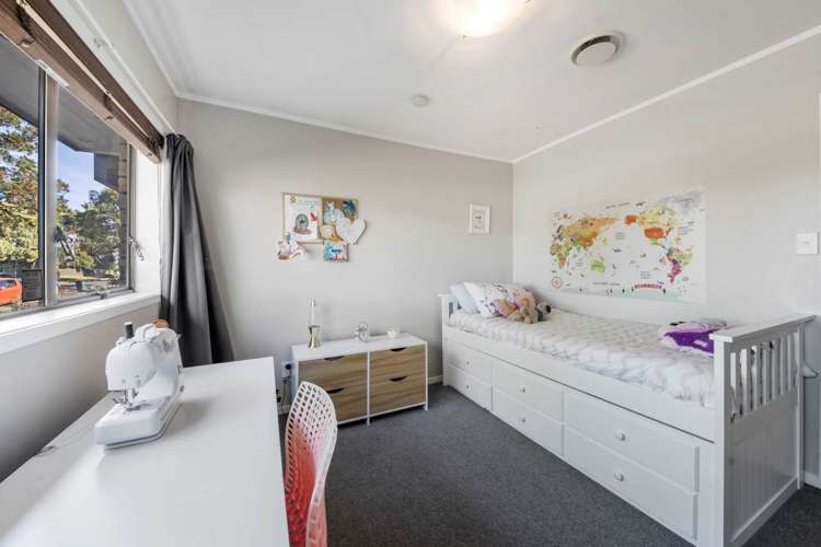 21 Sunningdale Street Wattle Downs_8