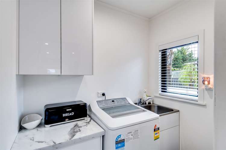 76 Clarence Cox Crescent Pirimai_9