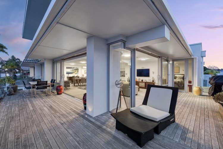 3/104 Harbour Drive Otumoetai_9