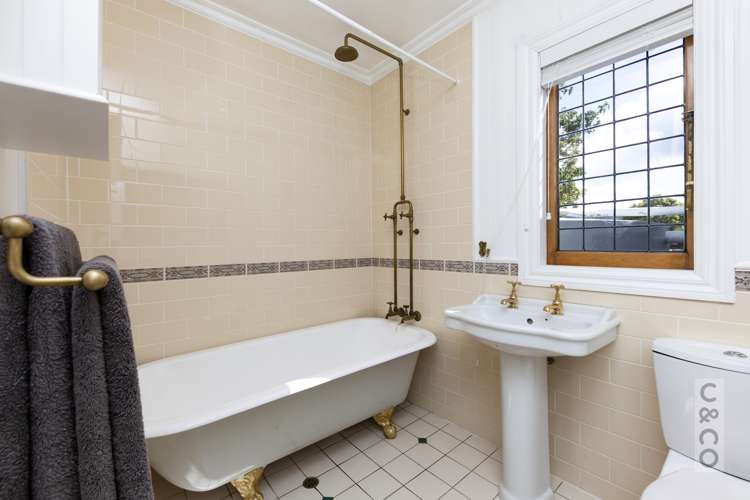 23 Queen Street Riverhead_37