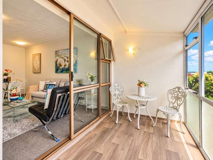 2/67A Roberton Road Avondale_9
