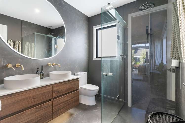 64 Riverhead Point Drive Riverhead_12