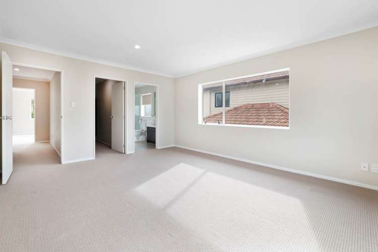 6 Karson Place Flat Bush_17