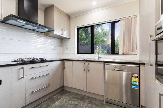 5D Clendon Place Manurewa_1