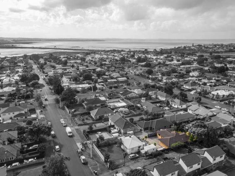 19a Alverston Street Waterview_17