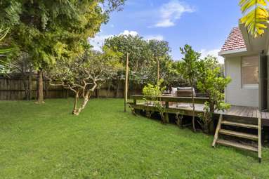 19 Baker Place_4