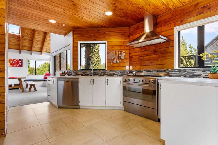 125 Macfarlane Street Hamilton East_11