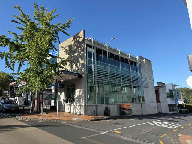 Parnell Road Parnell_1