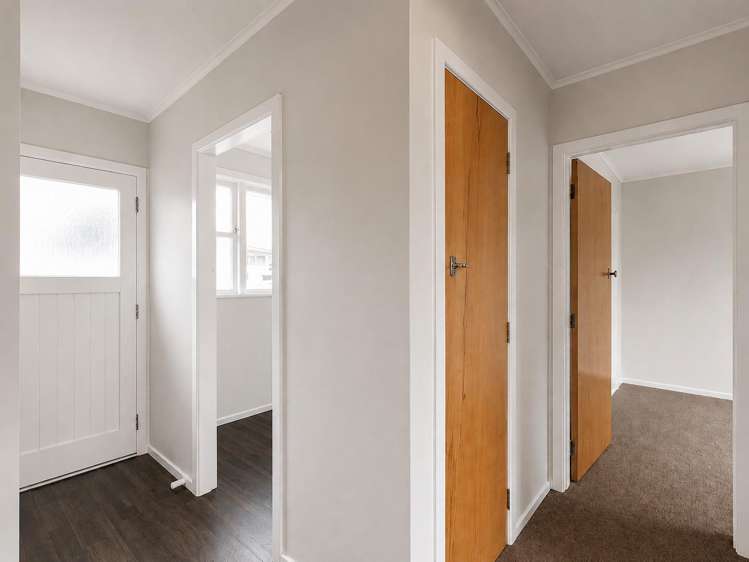 2/7 Mitre Grove Trentham_10