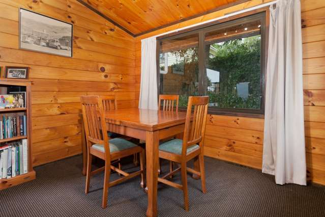 1/2 Malam Street Glen Eden_4