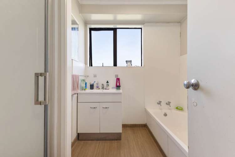 1/30 Palmers Road Clendon Park_10