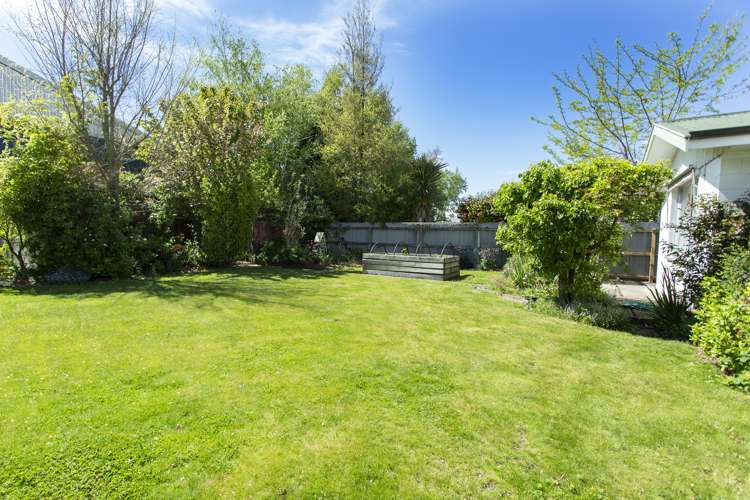 12 Queens Drive Allenton_18