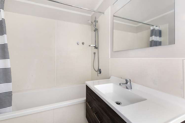 9 Ambury Place Merrilands_18