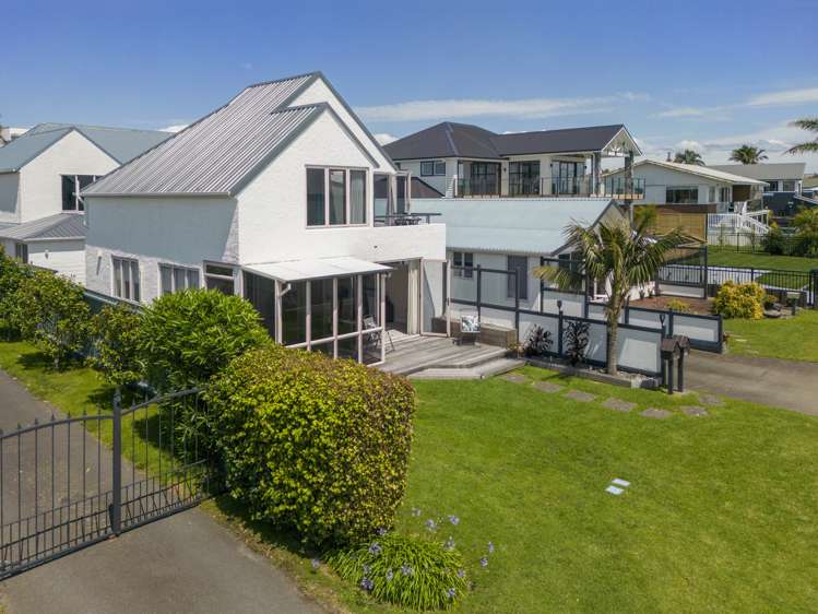 76a Harbour Drive Otumoetai_26