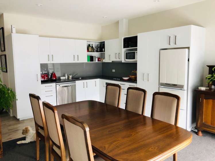 21/45 Karepiro Drive Stanmore Bay_1