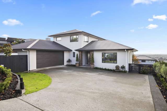 Elevated Elegance on Pukekohe Hill