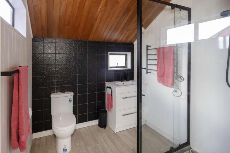 185 Homestead Road Weston_12