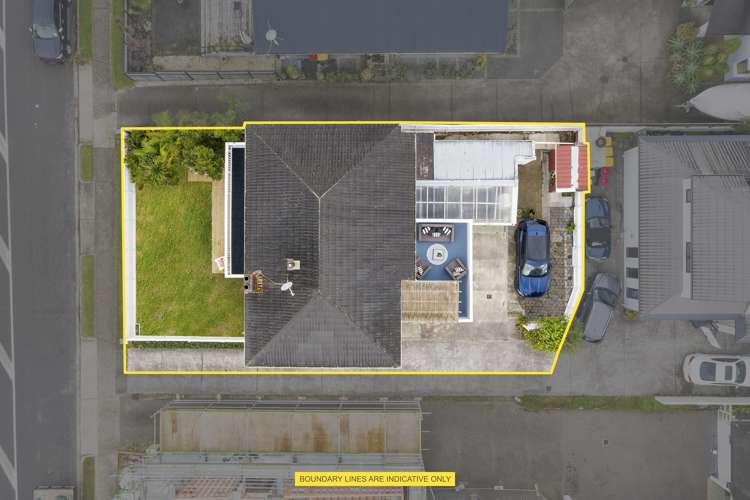 7 Hostel Access Road Eastern Beach_23