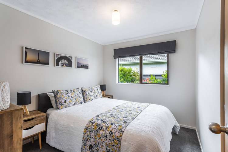 2/15 Riverside Drive Waiwhetu_8