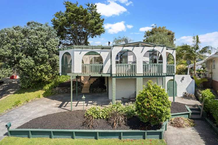 29 Finlow Drive Te Atatu South_14