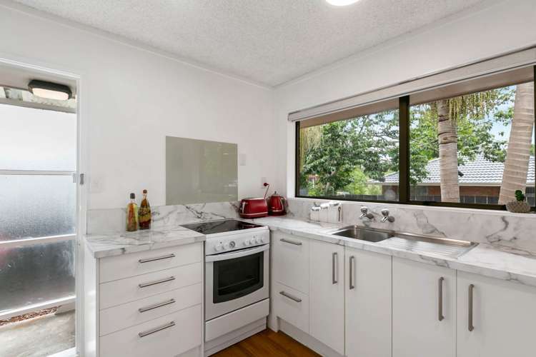 2/22 Alfriston Road Manurewa_8