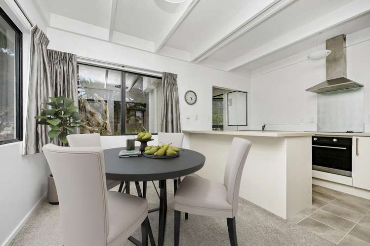 2/41 Merriefield Avenue Forrest Hill_4