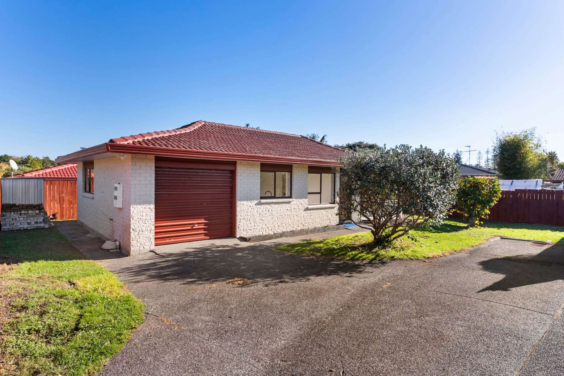 8/4074 Great North Road Glen Eden_0