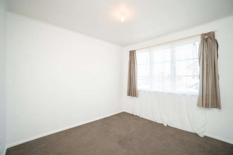 2/58 Weld Street Feilding_6