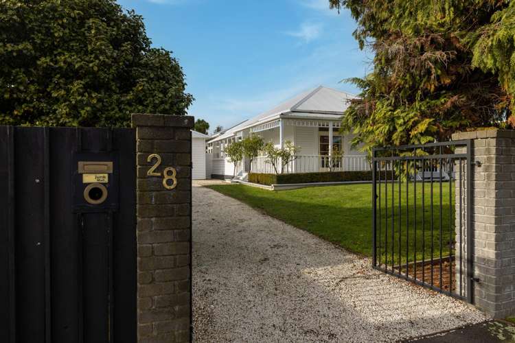 28 Cleveland Street_0
