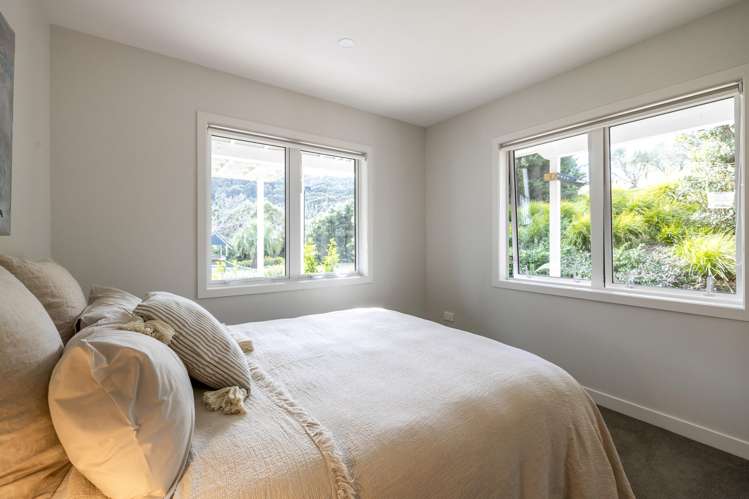 379i Gordons Road Waiheke Island_38