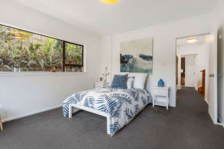 35 Sispara Place Beach Haven_14