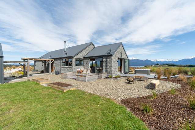 155 Sinclair Road Te Anau_4