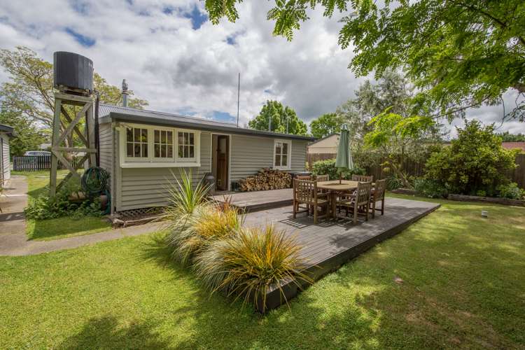 10 High Street Sefton_23