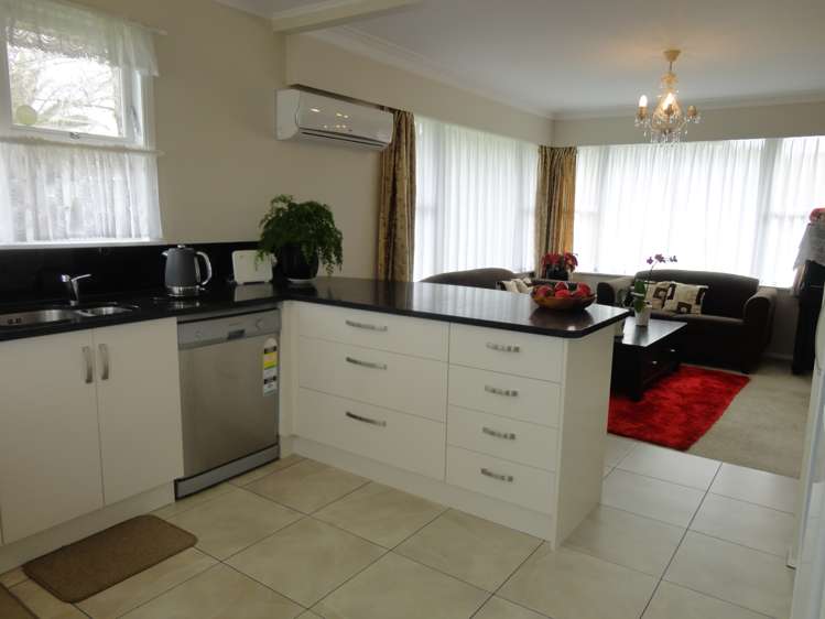 1/63 Rawhiti Road One Tree Hill_9