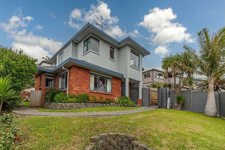 60 Fernhill Way Oteha_21