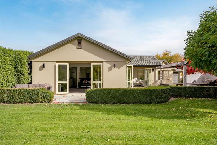 12 Ferry Lane, Pisa Moorings_0