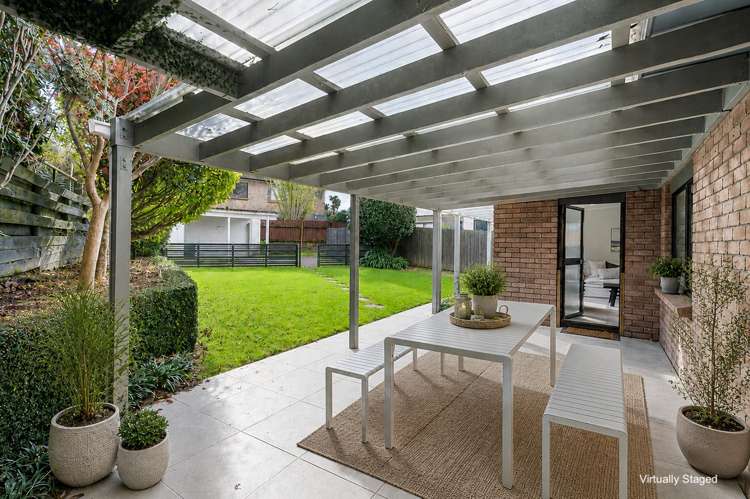 54A Heron Avenue East_0