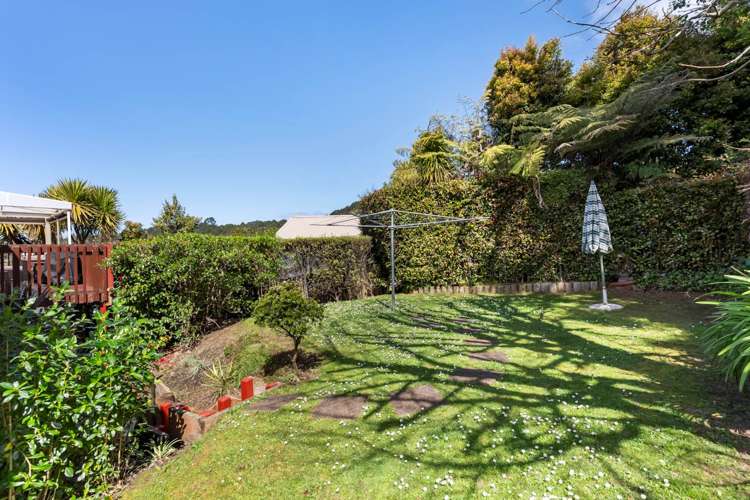 14 Longfellow Parade Glen Eden_40