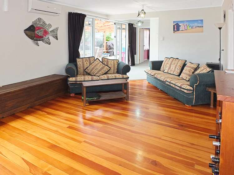 4 Andresen Street Foxton Beach_18