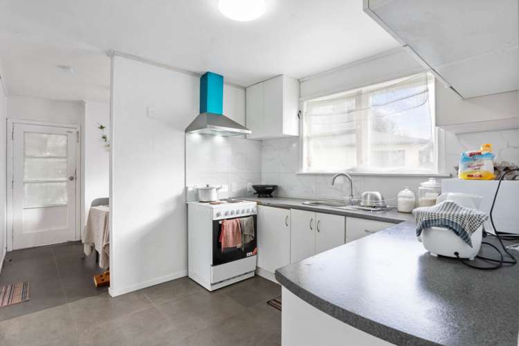 14b Ivon Road Otara_9