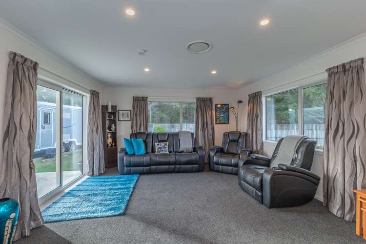 2b Sandown Avenue Himatangi Beach_4