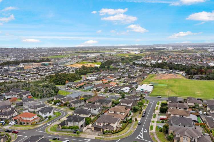 27 Amaretto Avenue Flat Bush_37