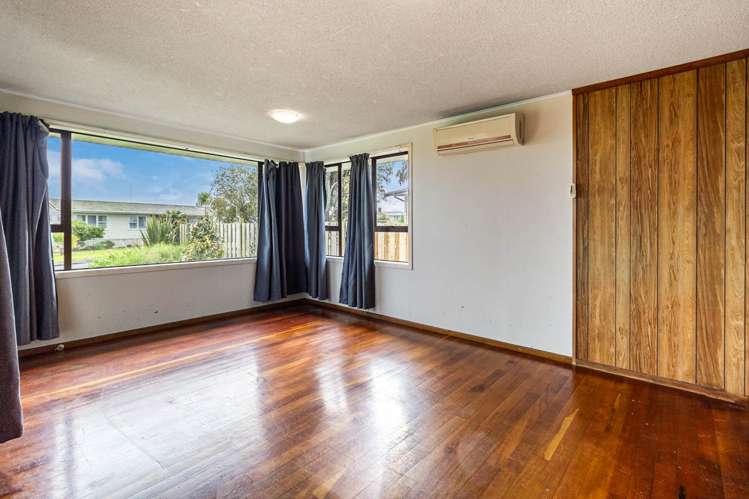 34 Kirrie Avenue Te Atatu South_3