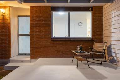 1&2/110 Celtic Crescent_2