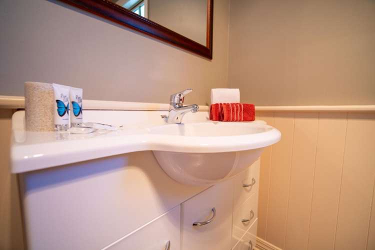 168 Te Anau Milford Highway Te Anau_24