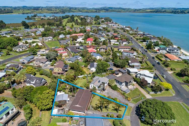 80 Torkar Road Clarks Beach_18